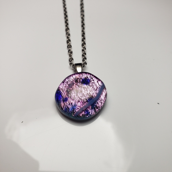 Pendant necklace - Picture 2 of 3